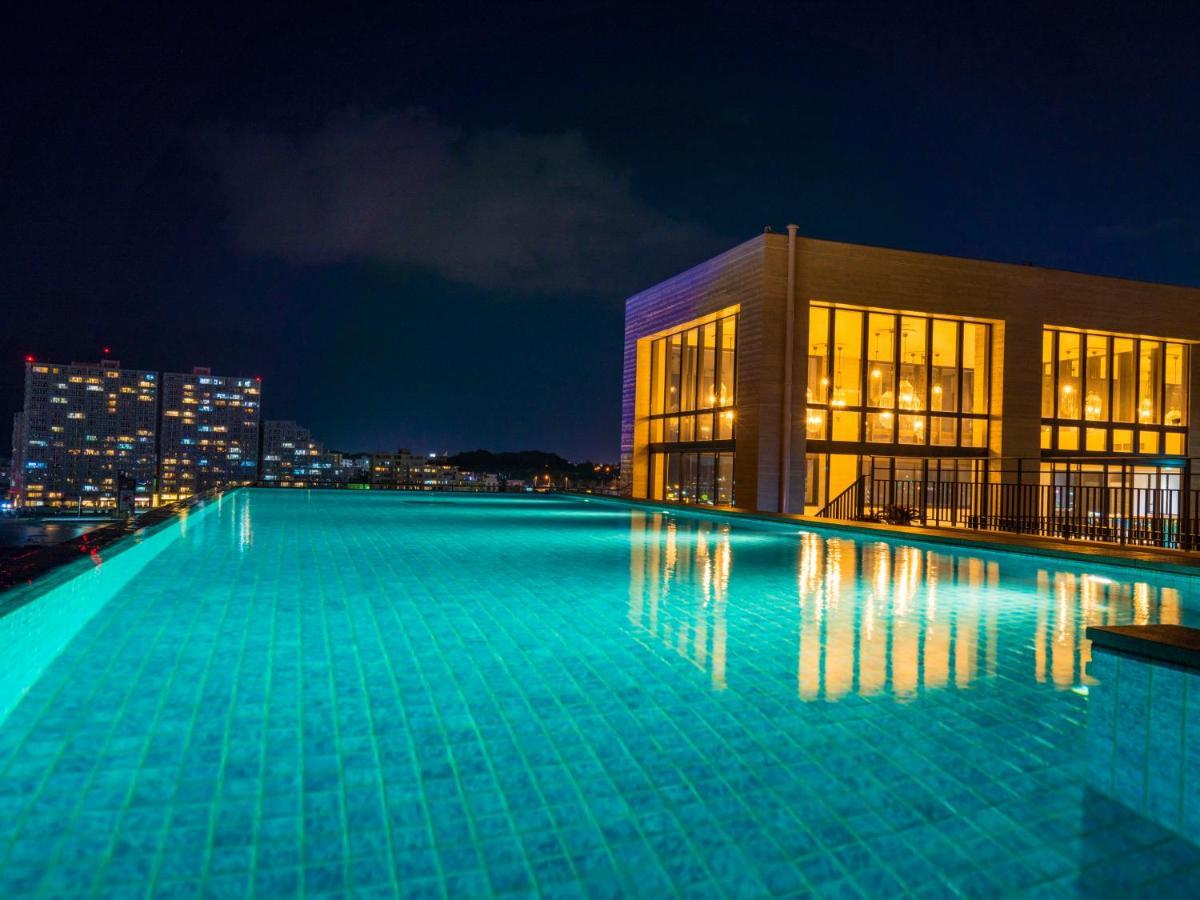 Mb Gallery Chatan By The Terrace Hotels Exterior photo